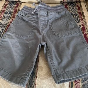 Boys Gray Sonoma pull on shorts size 5